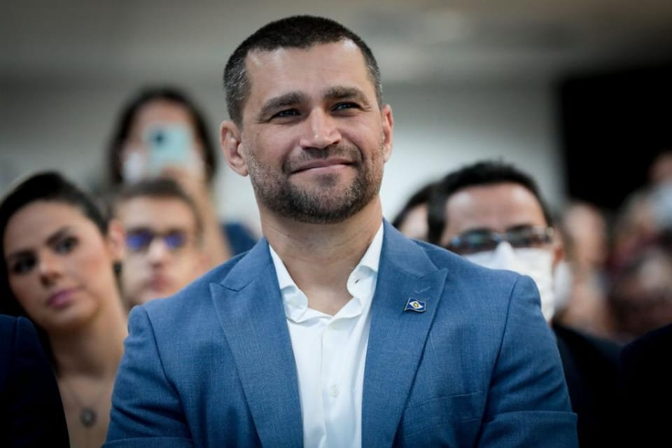 Saída de secretário amplia crise entre Abilio e base aliada na Câmara de Cuiabá