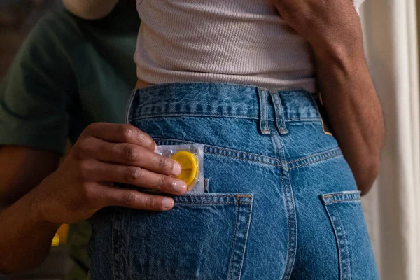 Sexo seguro: prevenção é o melhor caminho para evitar ISTs e proteger a saúde