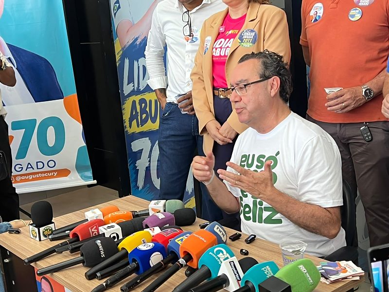 Cury cumpre agenda em Cuiabá, reúne apoiadores e ouve comerciantes do Shopping Popular
